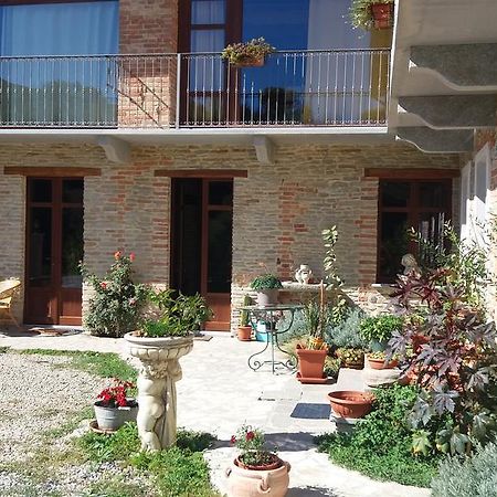 Agriturismo Ercolana Neviglie ภายนอก รูปภาพ