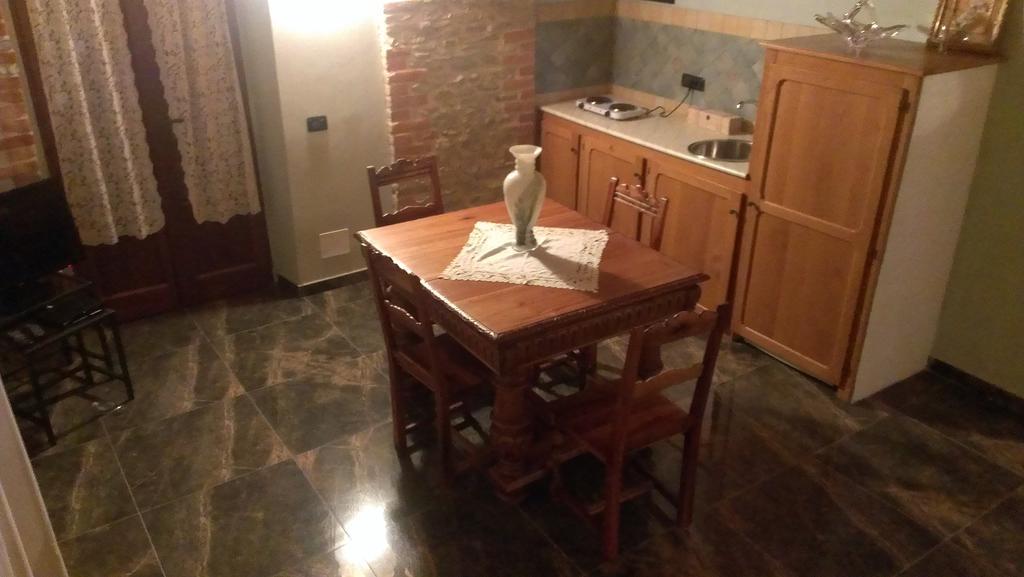 Agriturismo Ercolana Neviglie ห้อง รูปภาพ