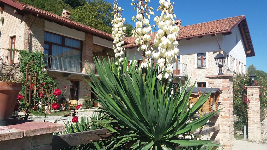 Agriturismo Ercolana Neviglie ภายนอก รูปภาพ